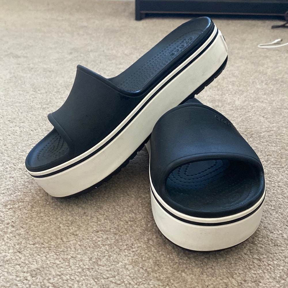 Crocs Platform Sandals